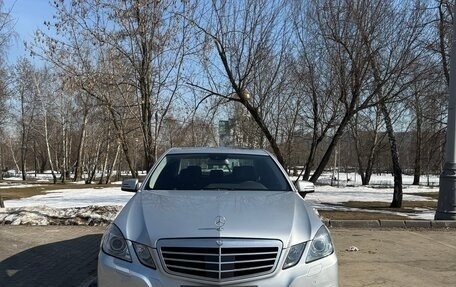 Mercedes-Benz E-Класс, 2009 год, 2 190 000 рублей, 3 фотография