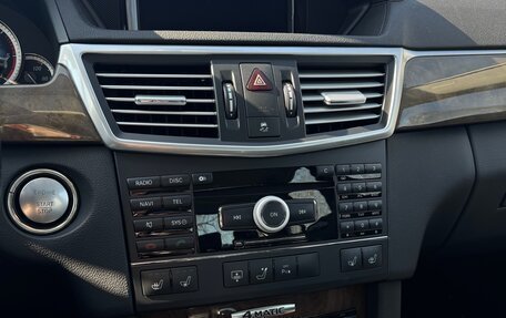 Mercedes-Benz E-Класс, 2009 год, 2 190 000 рублей, 11 фотография