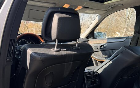 Mercedes-Benz E-Класс, 2009 год, 2 190 000 рублей, 14 фотография