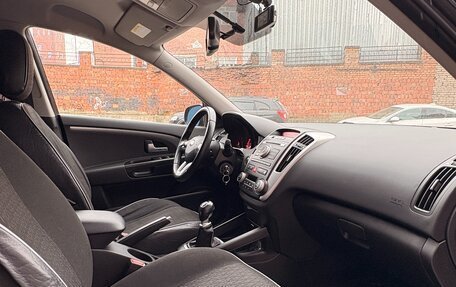 KIA cee'd I рестайлинг, 2010 год, 920 000 рублей, 12 фотография