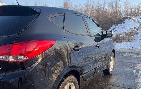 Hyundai ix35 I рестайлинг, 2013 год, 955 000 рублей, 11 фотография