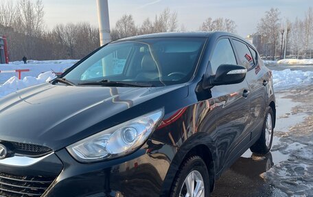 Hyundai ix35 I рестайлинг, 2013 год, 955 000 рублей, 4 фотография