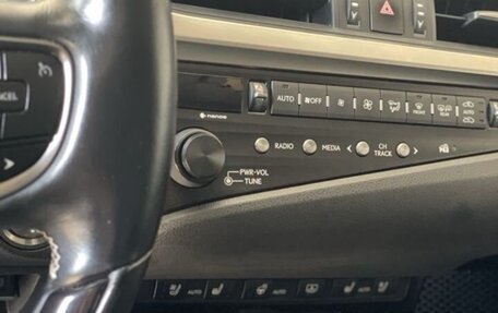 Lexus ES VII, 2018 год, 3 350 000 рублей, 17 фотография