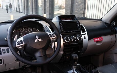 Mitsubishi Pajero Sport II рестайлинг, 2015 год, 2 149 000 рублей, 15 фотография