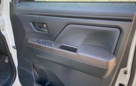 Toyota Roomy I, 2018 год, 750 000 рублей, 11 фотография