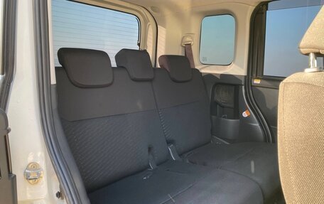 Toyota Roomy I, 2018 год, 750 000 рублей, 10 фотография