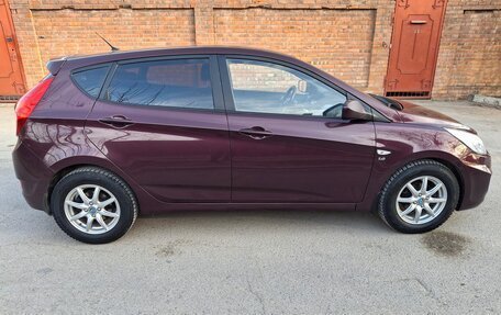 Hyundai Solaris II рестайлинг, 2013 год, 875 000 рублей, 6 фотография