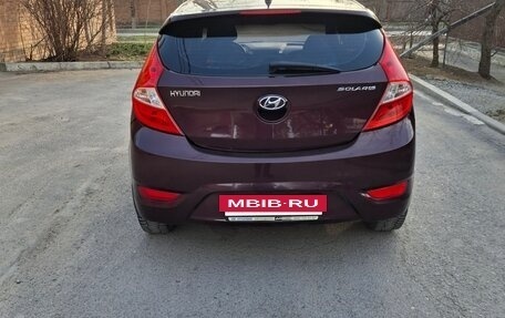 Hyundai Solaris II рестайлинг, 2013 год, 875 000 рублей, 4 фотография