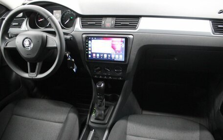 Skoda Rapid I, 2018 год, 1 390 000 рублей, 19 фотография