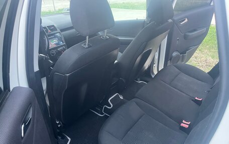 Mercedes-Benz A-Класс, 2012 год, 750 000 рублей, 11 фотография