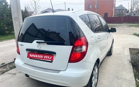 Mercedes-Benz A-Класс, 2012 год, 750 000 рублей, 3 фотография