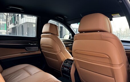 BMW 7 серия, 2014 год, 2 800 000 рублей, 31 фотография