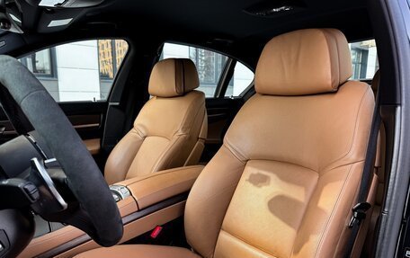 BMW 7 серия, 2014 год, 2 800 000 рублей, 39 фотография