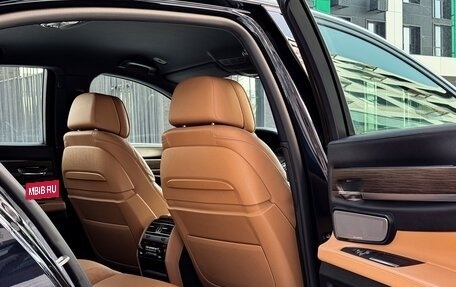 BMW 7 серия, 2014 год, 2 800 000 рублей, 30 фотография