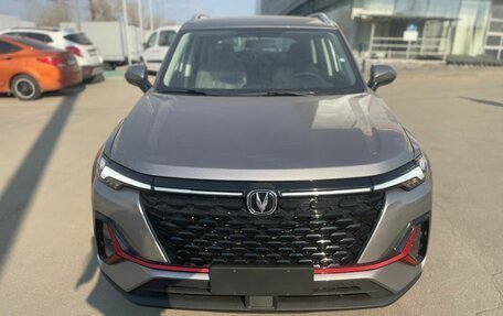 Changan CS35 Plus, 2024 год, 2 709 900 рублей, 2 фотография
