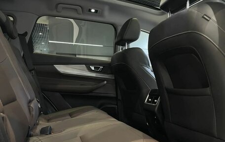 Chery Tiggo 8 Pro, 2023 год, 2 137 000 рублей, 12 фотография