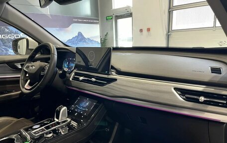 Chery Tiggo 8 Pro, 2023 год, 2 137 000 рублей, 10 фотография