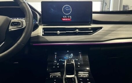 Chery Tiggo 8 Pro, 2023 год, 2 137 000 рублей, 16 фотография