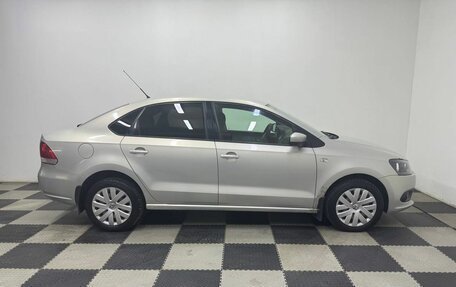 Volkswagen Polo VI (EU Market), 2011 год, 617 000 рублей, 4 фотография