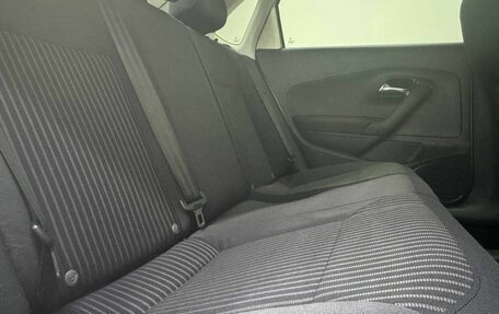 Volkswagen Polo VI (EU Market), 2011 год, 617 000 рублей, 11 фотография