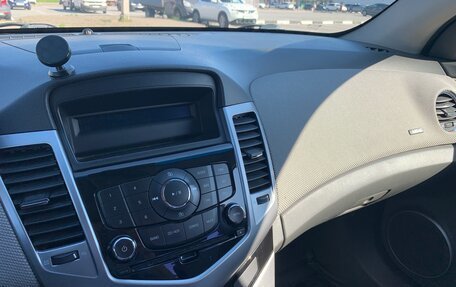 Chevrolet Cruze II, 2011 год, 630 000 рублей, 24 фотография