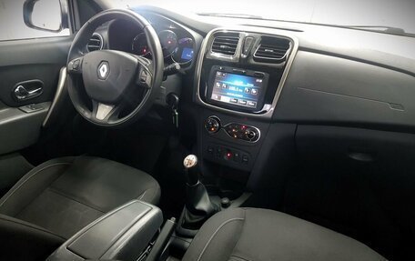 Renault Sandero II рестайлинг, 2014 год, 945 000 рублей, 7 фотография