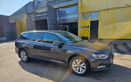 Volkswagen Passat B8 рестайлинг, 2016 год, 1 650 000 рублей, 2 фотография