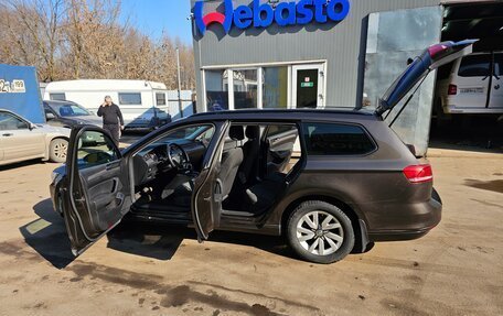 Volkswagen Passat B8 рестайлинг, 2016 год, 1 650 000 рублей, 16 фотография