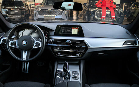 BMW 5 серия, 2019 год, 4 230 000 рублей, 11 фотография