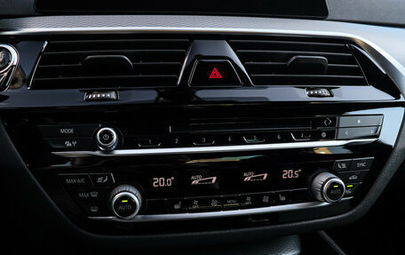 BMW 5 серия, 2019 год, 4 230 000 рублей, 23 фотография