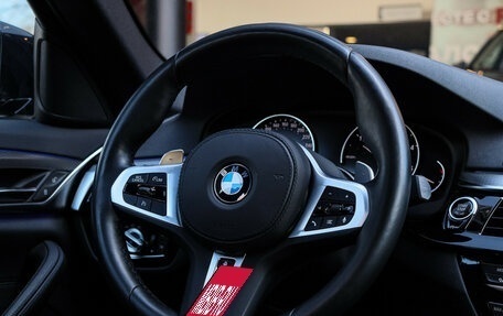 BMW 5 серия, 2019 год, 4 230 000 рублей, 13 фотография