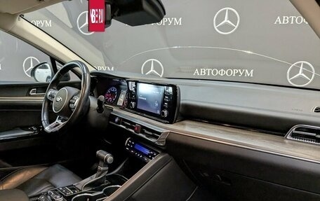 KIA K5, 2020 год, 2 950 000 рублей, 21 фотография