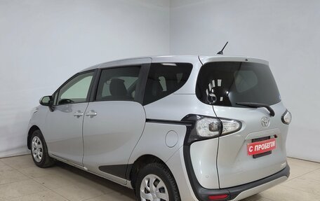 Toyota Sienta II, 2018 год, 1 490 000 рублей, 6 фотография