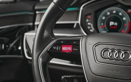 Audi A8, 2019 год, 4 990 000 рублей, 16 фотография