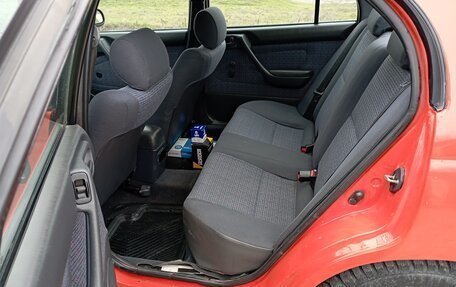 Toyota Carina E, 1994 год, 250 000 рублей, 4 фотография