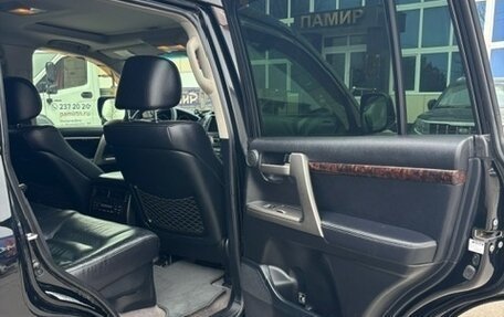 Toyota Land Cruiser 200, 2011 год, 4 000 000 рублей, 24 фотография