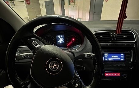 Volkswagen Polo VI (EU Market), 2017 год, 1 350 000 рублей, 10 фотография