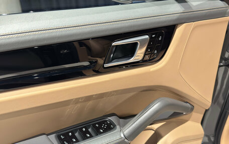 Porsche Cayenne III, 2019 год, 6 900 000 рублей, 10 фотография