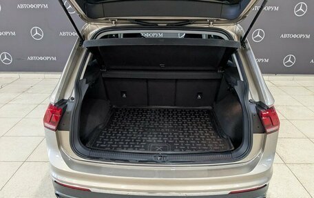 Volkswagen Tiguan II, 2021 год, 2 550 000 рублей, 10 фотография