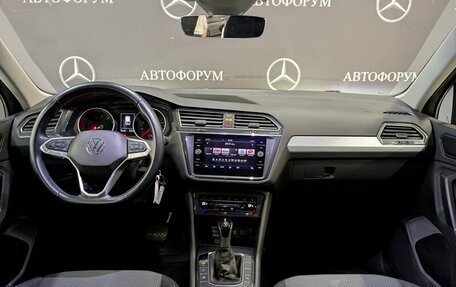 Volkswagen Tiguan II, 2021 год, 2 550 000 рублей, 14 фотография