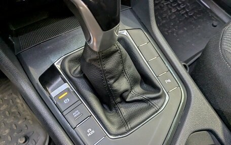 Volkswagen Tiguan II, 2021 год, 2 550 000 рублей, 19 фотография