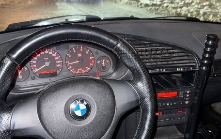 BMW 3 серия, 1996 год, 217 000 рублей, 7 фотография