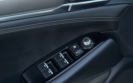 Mazda 6, 2021 год, 3 050 000 рублей, 30 фотография