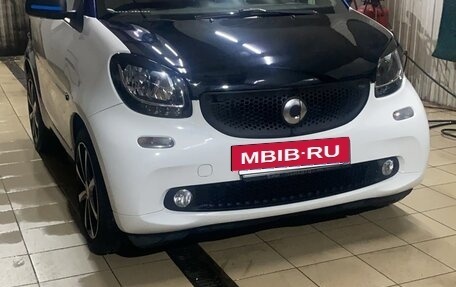 Smart Fortwo III, 2016 год, 1 050 000 рублей, 4 фотография