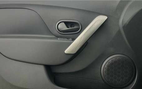 Renault Logan II, 2021 год, 1 200 000 рублей, 18 фотография