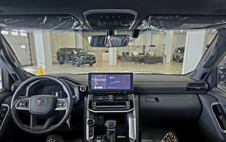 Toyota Land Cruiser, 2026 год, 16 600 000 рублей, 14 фотография