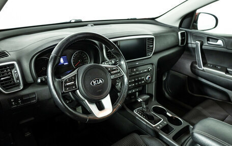 KIA Sportage IV рестайлинг, 2020 год, 2 299 700 рублей, 11 фотография