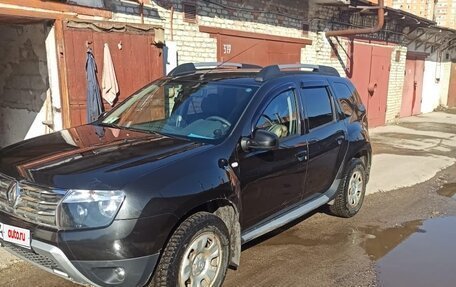 Renault Duster I рестайлинг, 2012 год, 1 000 000 рублей, 2 фотография