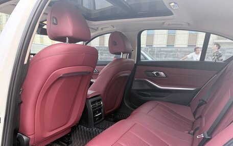 BMW 3 серия, 2023 год, 3 880 000 рублей, 13 фотография