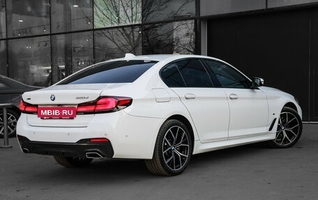 BMW 5 серия, 2021 год, 5 700 000 рублей, 4 фотография